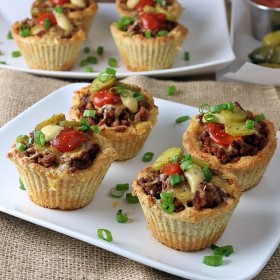 Keto Cheeseburger Muffins